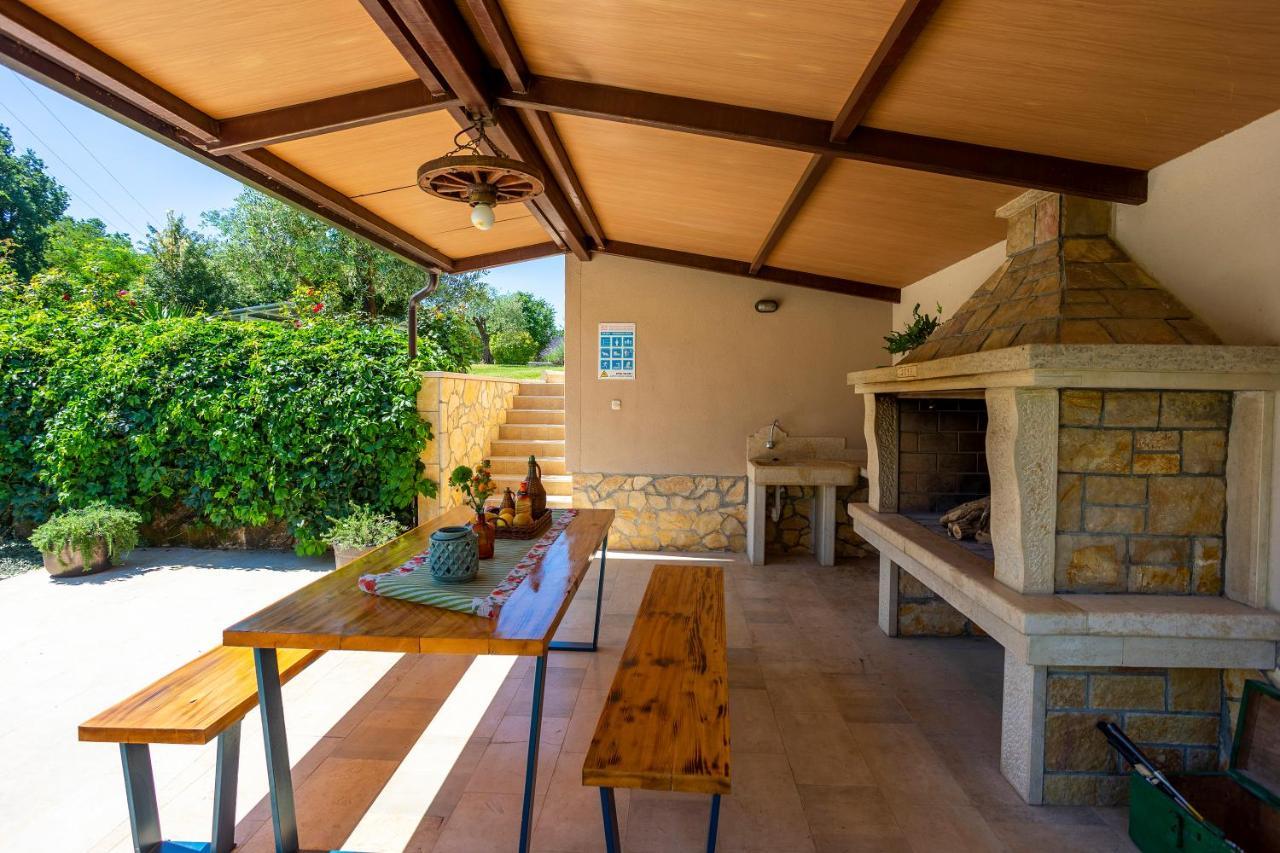Villa Krizanci Zminj Ngoại thất bức ảnh