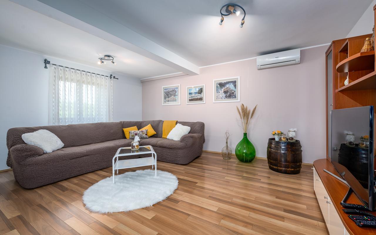 Villa Krizanci Zminj Ngoại thất bức ảnh